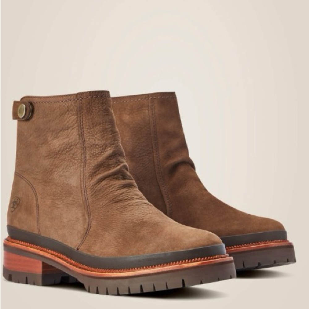 Ariat Women’s Leighton Waterproof Bootie - Barley Brown, Size 8 - NEW NEVER WORN